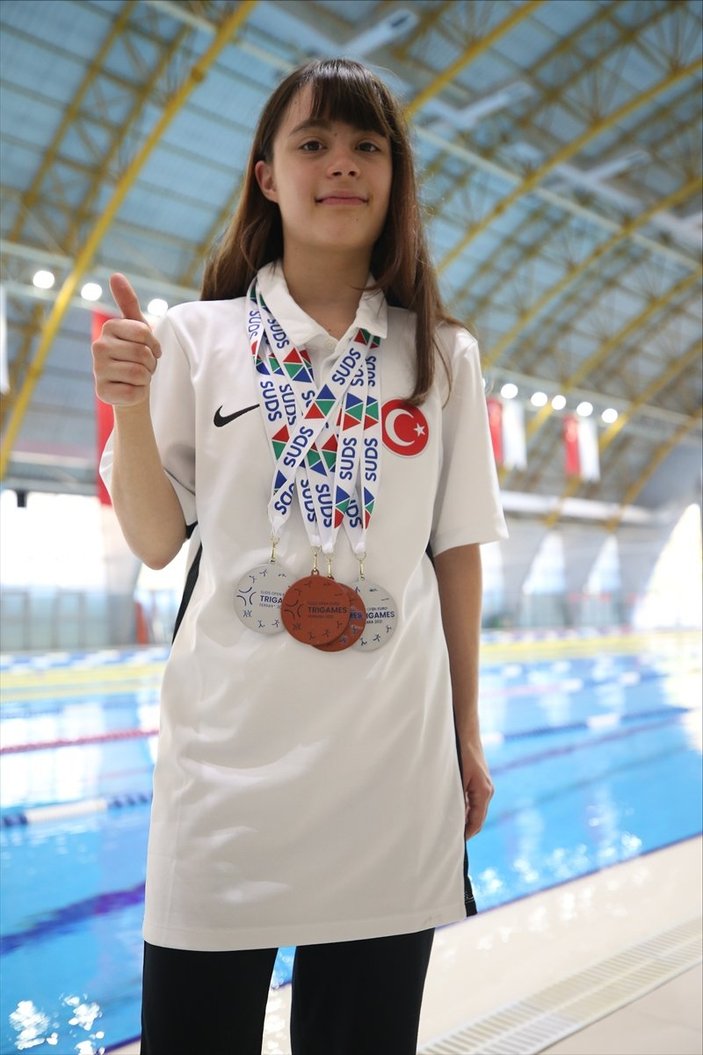 Özel sporcu Ada Zehra'nın 4 dünya rekoru sevinci