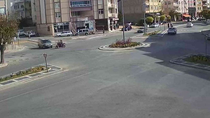 Karaman'da motosiklet sürücüsü ölümden döndü