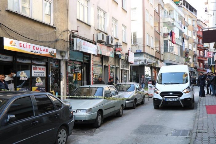 Samsun'da bıçaklı kavga: Ambulans sesini duyunca kaçtılar