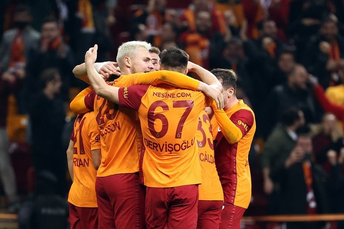 Galatasaray evinde Gaziantep FK'yı rahat geçti