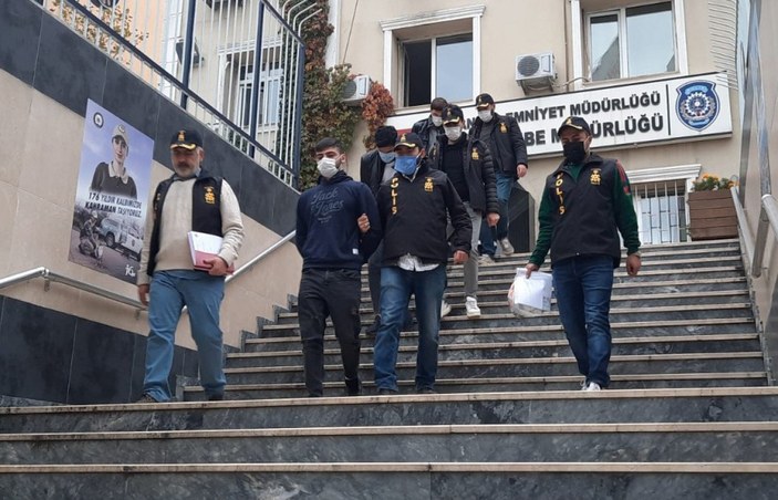 Beşiktaş’ta, kurye kılığında gasp girişimi kamerada