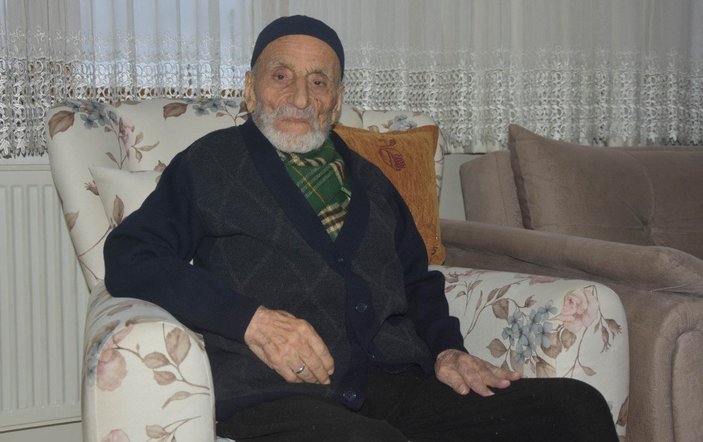 Sivas'ta 99 yaşındaki adam koronavirüsü yendi