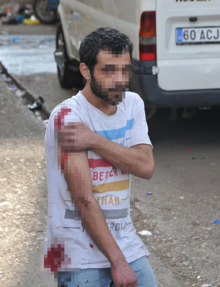 Antalya’da uyuşturucu paylaşımı kavgasında kolundan bıçaklandı