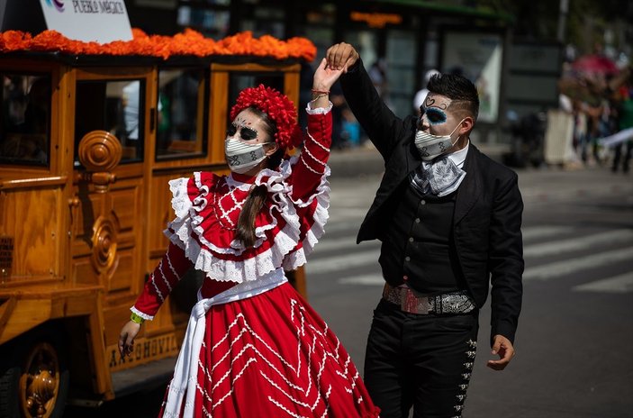 Meksika'da Ölüler Günü festivali gerçekleşti