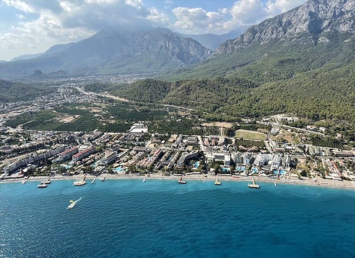 Antalya 10 ayda 8,5 milyondan fazla turist çekti