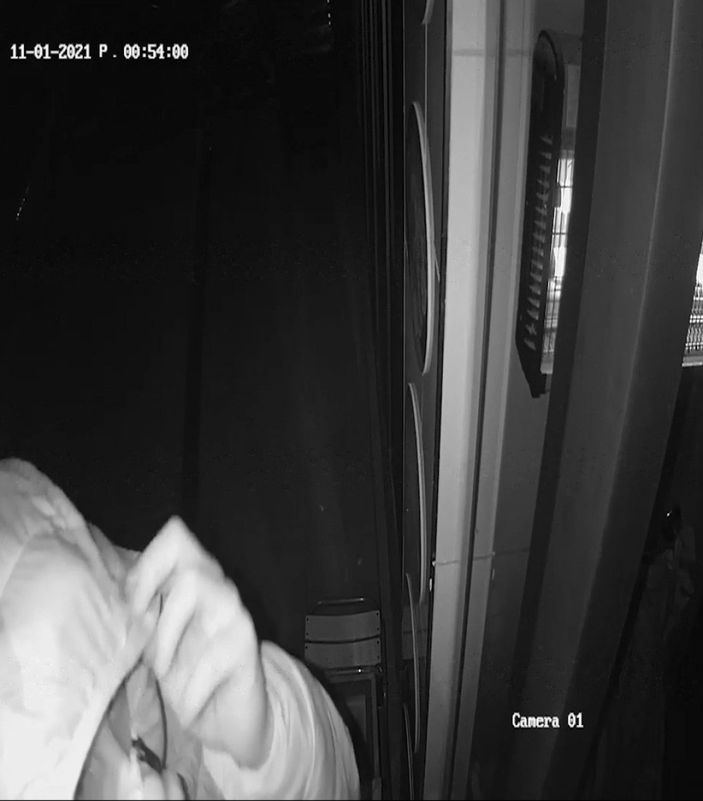 i Antalya'da hırsız, güvenlik kameralarını devre dışı bırakıp iş yerine girdi