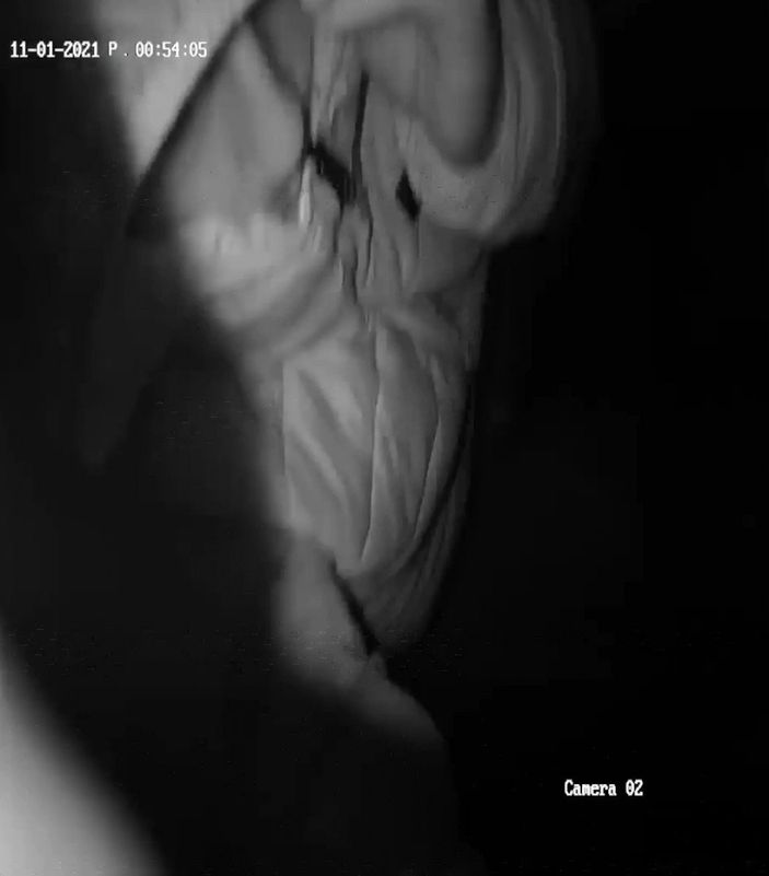 i Antalya'da hırsız, güvenlik kameralarını devre dışı bırakıp iş yerine girdi