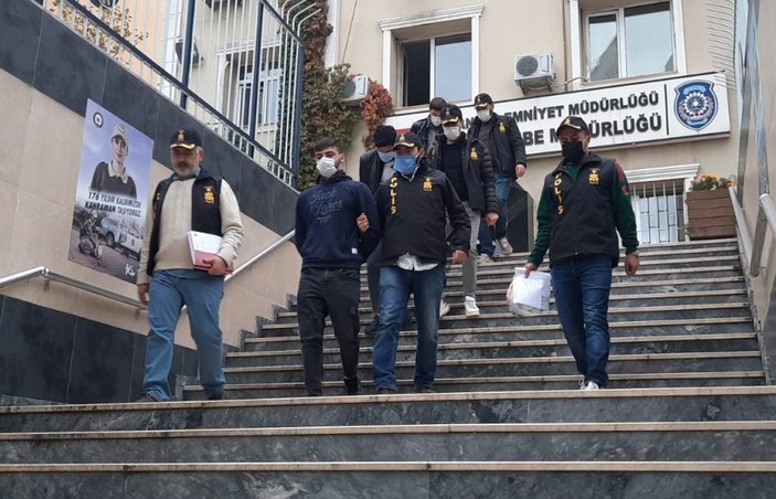 Beşiktaş’ta kurye kılığında gasp girişiminin yeni görüntüleri ortaya çıktı