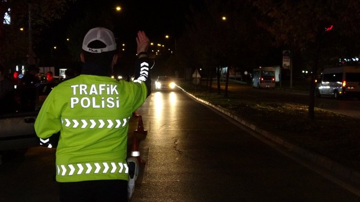 Bursa'daki asayiş uygulamasında 350 araç kontrolden geçti