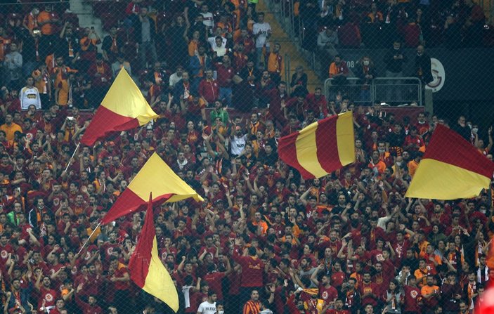 Galatasaray taraftarından Lokomotiv Moskova maçına yoğun ilgi