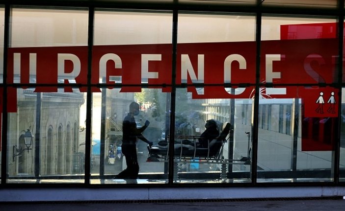 Fransa hastanelerinde acil servis sorunu büyüyor