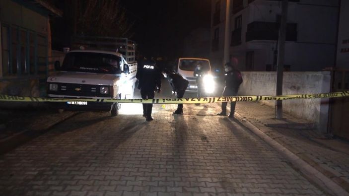 Kırıkkale'de bir kişi, kavga ettiği amcasını tabancayla vurdu