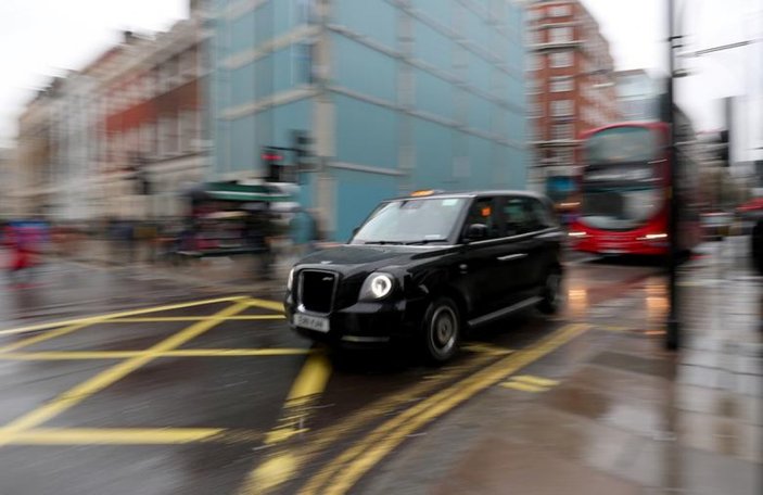 Birleşik Krallık'ta taksi şoförü sıkıntısı yaşanıyor