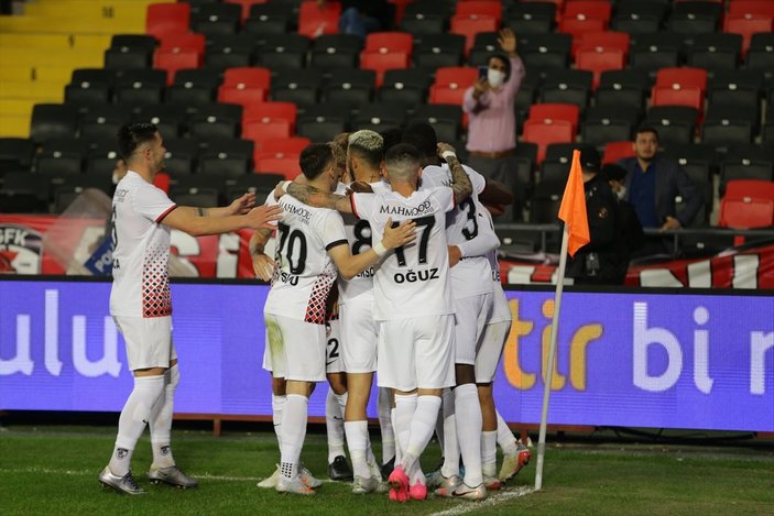 Halis Özkahya Gaziantep FK, Kasımpaşa maçına aldığı kararla damga vurdu