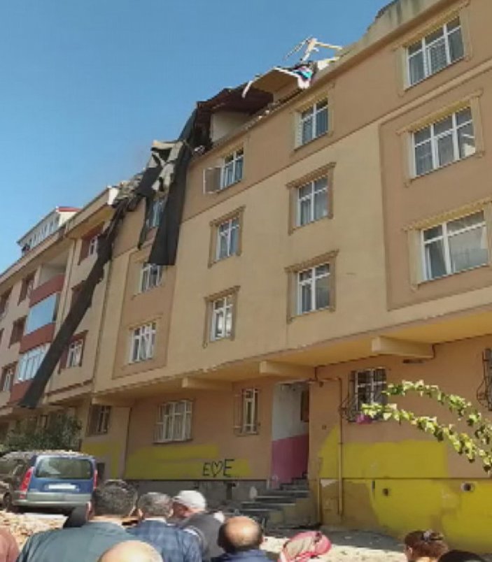 Sultangazi'de 5 katlı binada patlama