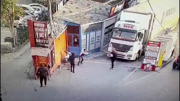 Fatih'te engelli şoföre silahlı saldırı