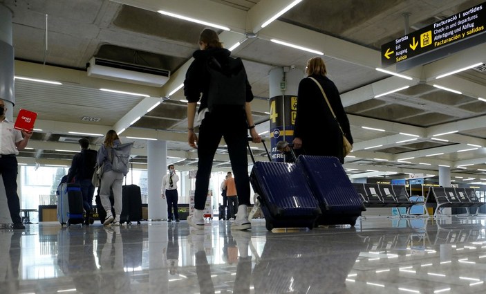 İspanya'da uçağa acil iniş yaptıran yolcunun yalanı ortaya çıktı