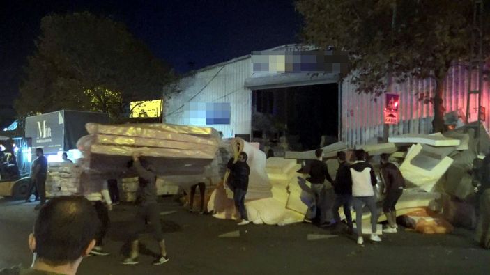 d Avcılar’da iş yerinde yangın