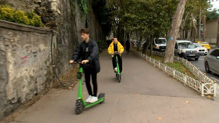 Beşiktaş’ta elektrikli scooter kullananlar, kuralları ihlal etti