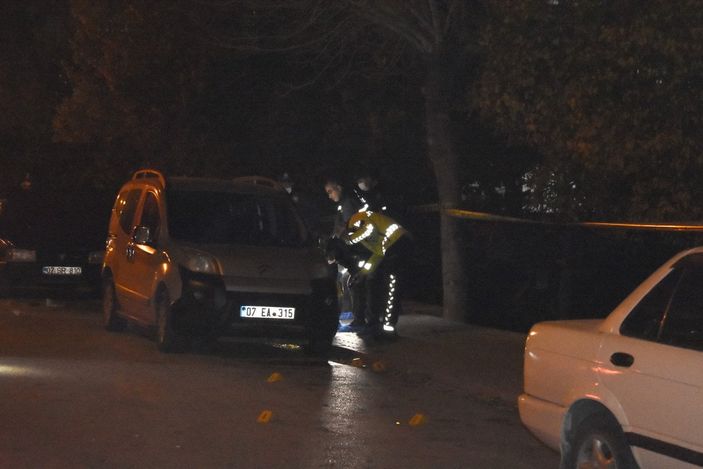 d Konya'da husumetlilerin kavgası: Kardeşler öldü