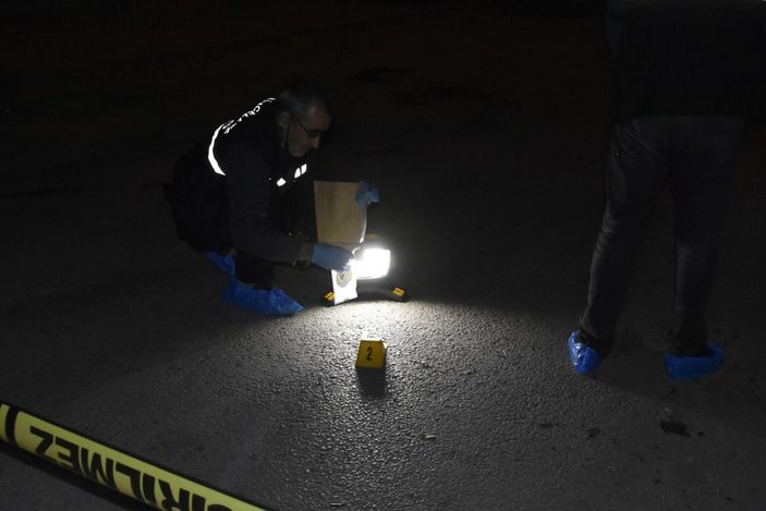 d Konya'da husumetlilerin kavgası: Kardeşler öldü