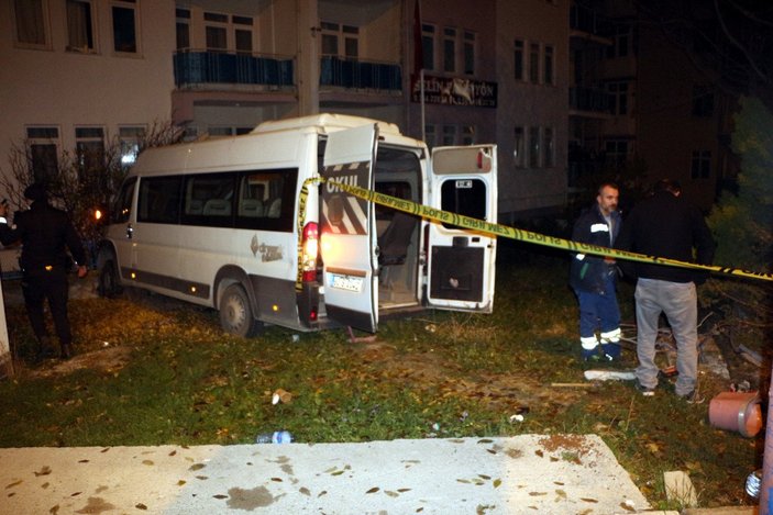 Tokat'ta işçi servisi öğrenci pansiyonunun bahçesine girdi: 5 yaralı