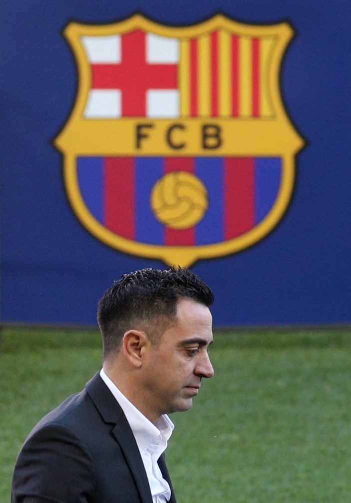 Barcelona, Xavi'ye imza töreni düzenledi