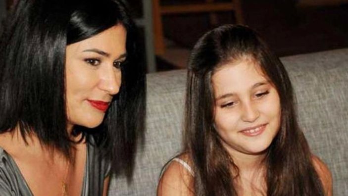 İclal Aydın'ın kızı Lal büyüdü, güzelliğiyle herkesi mest etti! İşte yıllar içindeki değişimi