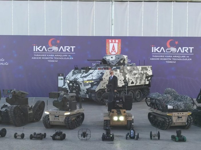 Ankara'da yerli ve milli insansız kara araçları sergilendi