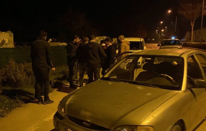 Bursa'da otomobilde uyuşturucu kullanma aparatı yakalatan gencin babasından tepki