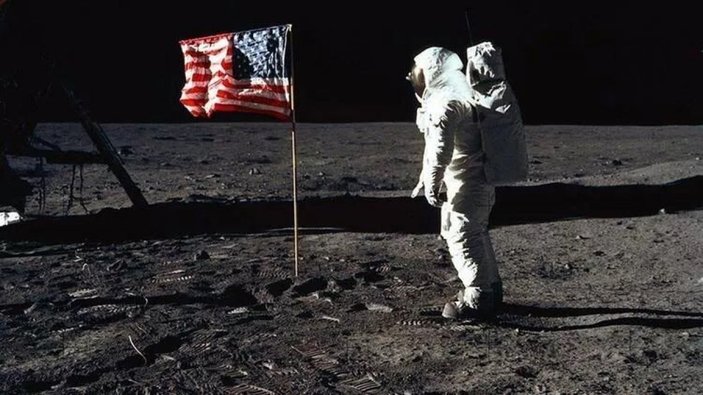 NASA açıkladı: Ay’a astronot göndermeyeceğiz