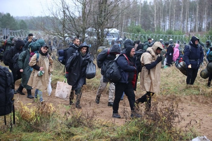 Belarus - Polonya sınırında göçmen krizi derinleşiyor