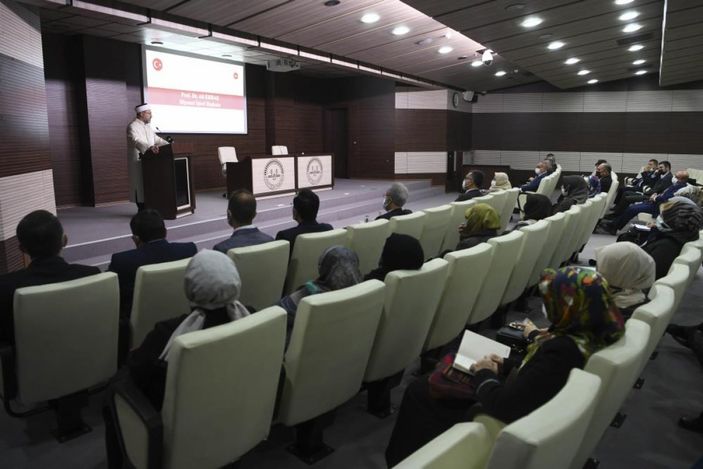 Ali Erbaş: İstikbalimiz çocuklarımızı iyi yetiştirmemizde