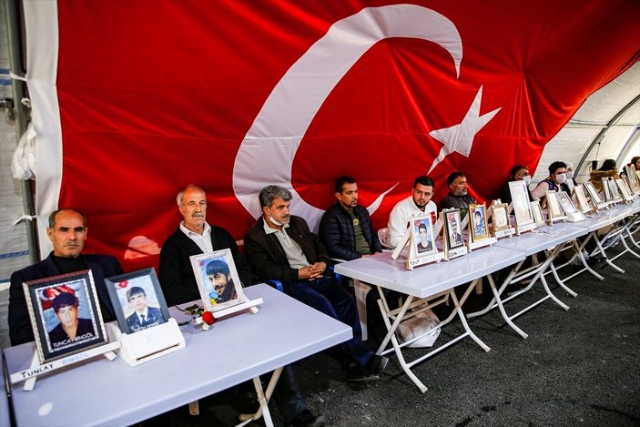 Diyarbakır ailelerinin nöbeti 800'üncü gününde
