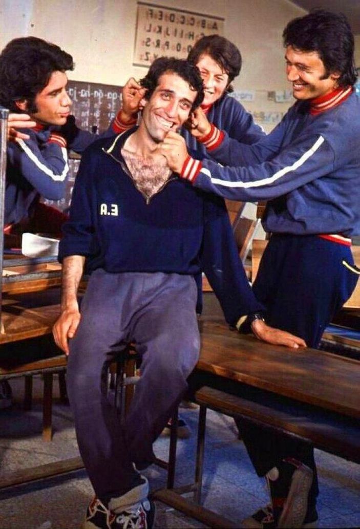 Her kalpte bir köşesi var: Kemal Sunal'ın canlandırdığı 20 efsanevi karakter