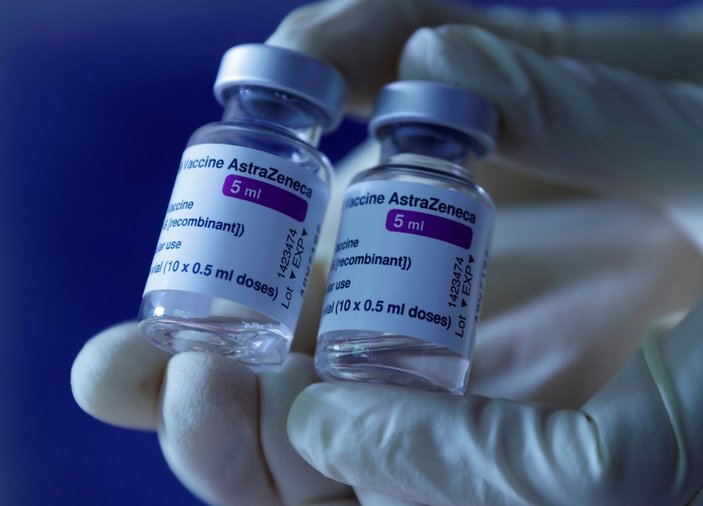 Avusturya’da iki doz aşı olmayana sokağa çıkma yasağı