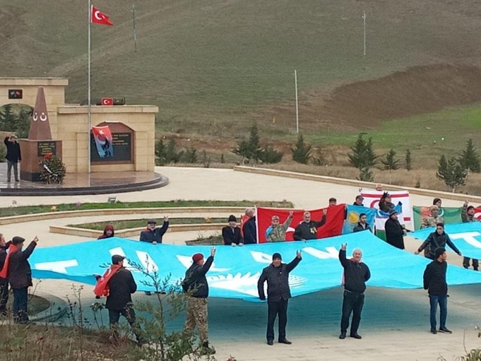 Azerbaycanlılar, Türk Konseyi’ne olan desteğini dile getirdi
