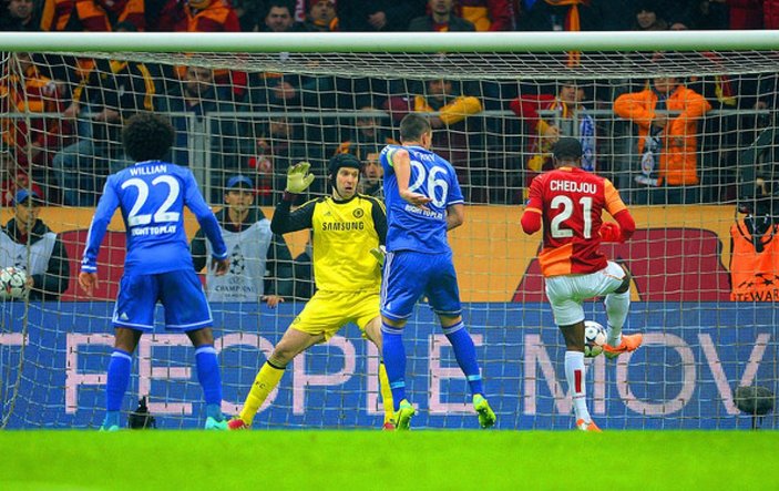 Petr Cech, Galatasaray maçındaki atmosferi övdü