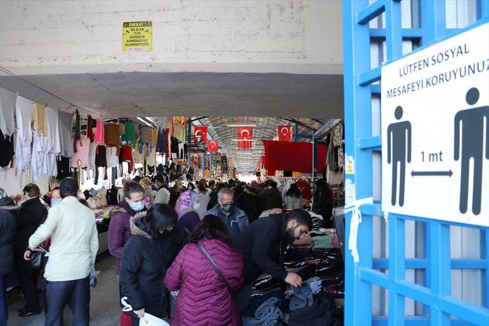 Yunan ve Bulgar turistlerin kışlık alışverişte tercihi Edirne'deki sosyete pazarı