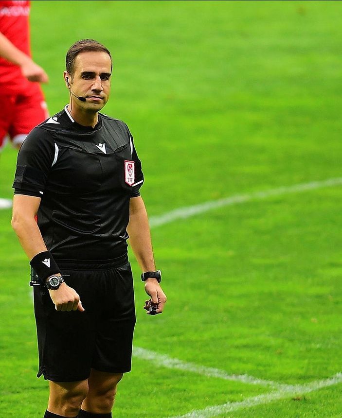 Serkan Tokat hakemliği bıraktı