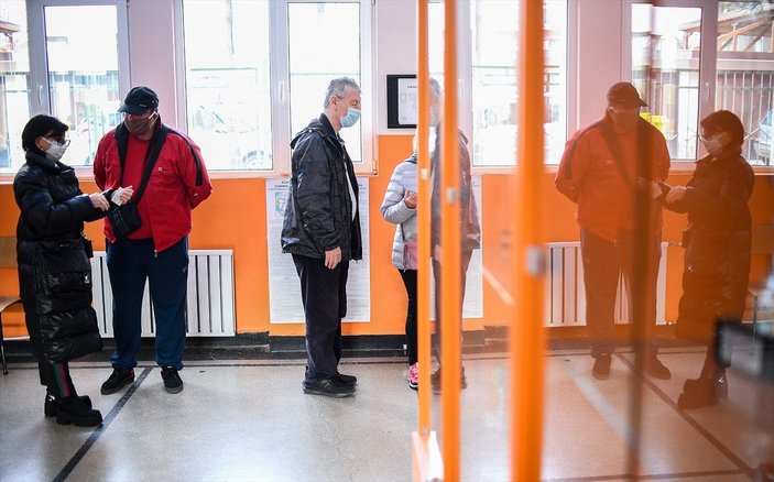 Bulgaristan'da cumhurbaşkanlığı seçimi ikinci tura kaldı