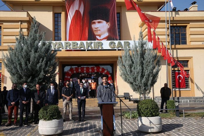 Atatürk'ün Diyarbakır'a gelişinin 84'üncü yılı, canlandırmayla kutlandı