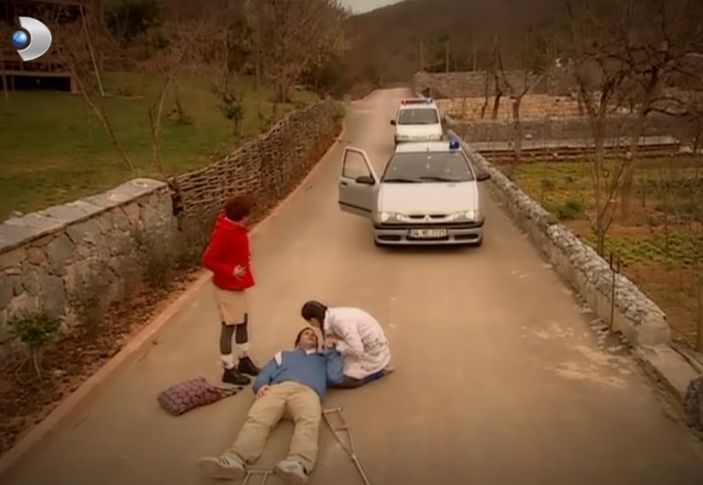 Arka Sokaklar bakın hangi diziye konuk olmuş! Hüsnü Çoban'ı şoke eden karşılaşma...