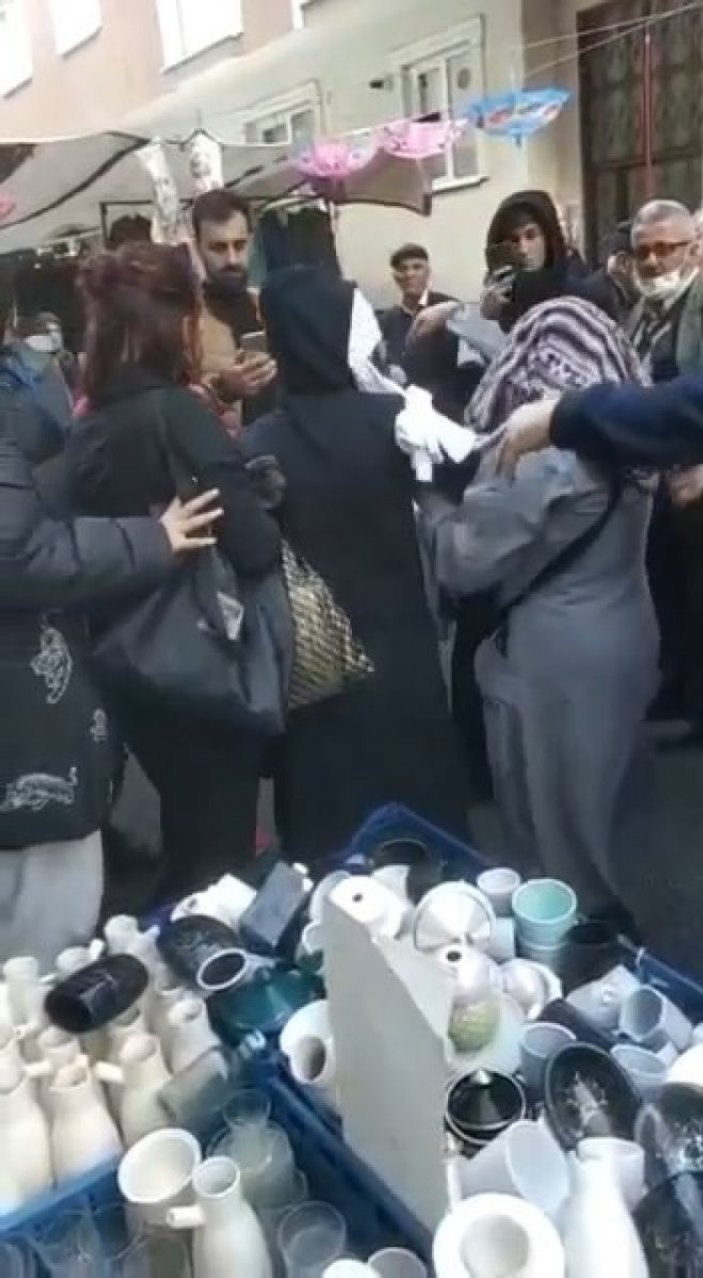 Bursa'da hırsızlık yaparken yakalanan kadınlar, esnafı darbetmeye çalıştı