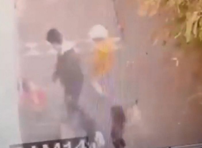 d Sultangazi’de, sokakta oynayan kız çocuğuna taciz kamerada