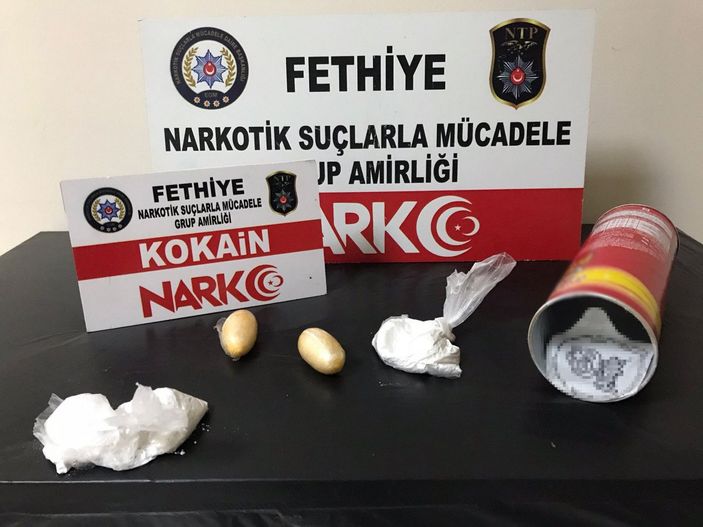 d Muğla'da cips kutusunda 90 gram kokain ele geçirildi