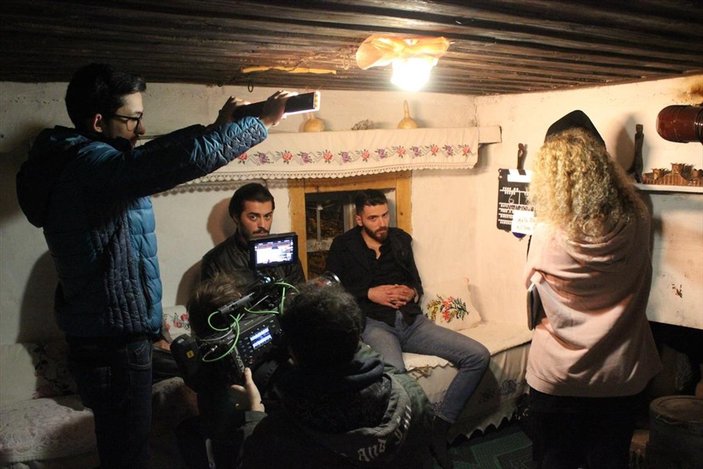 İzmir'in hayalet köyü Lübbey'de korku filmi çekiliyor