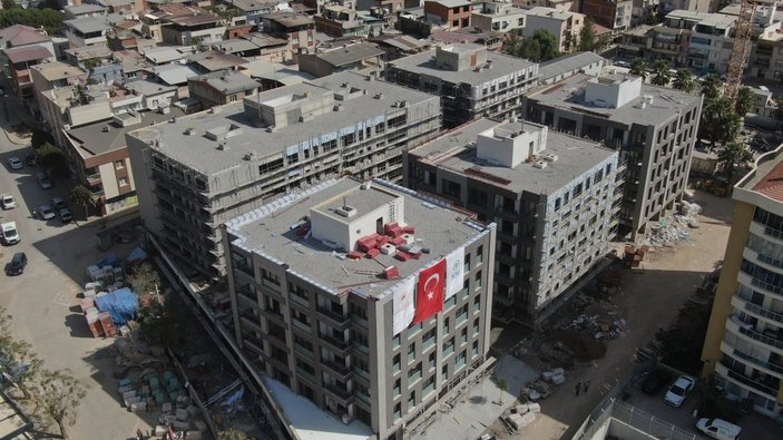İzmir'deki deprem konutları kasımda sahiplerini bulacak