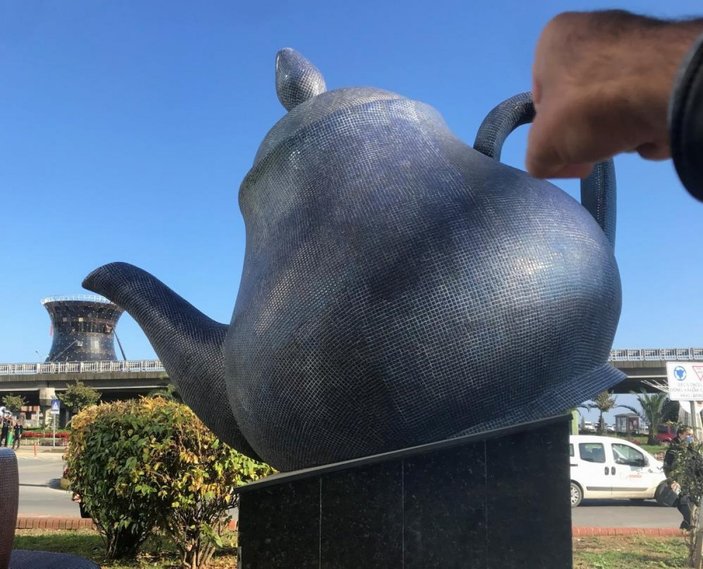 Rize'den Çay Çarşısı ve çaydanlık heykeli fotoğrafları