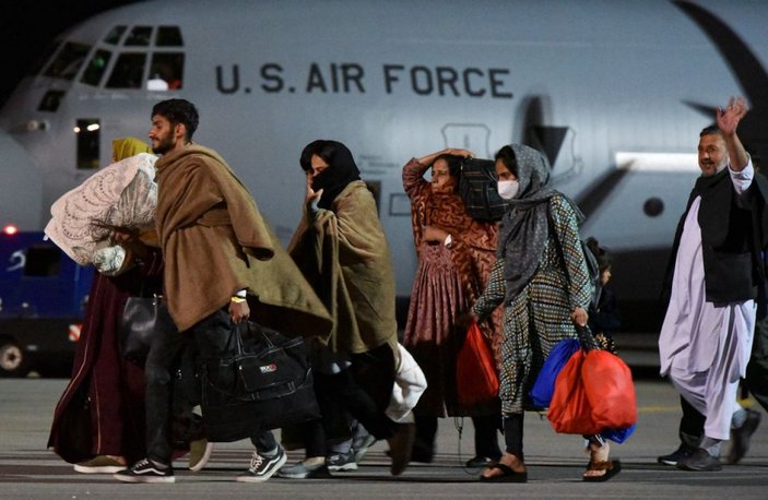 28 bin Afgan, ABD'ye tahliye başvurusu yaptı